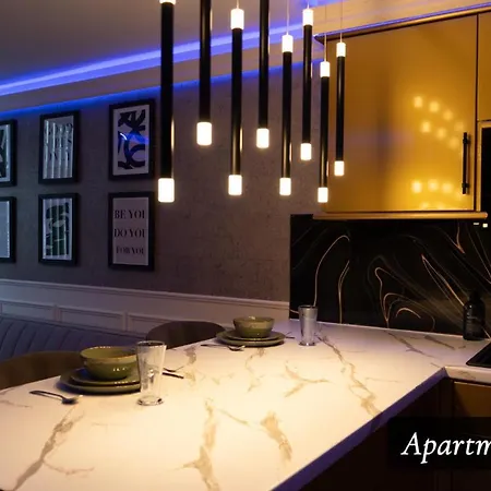 The Opulence * Bradford (West Yorkshire)
